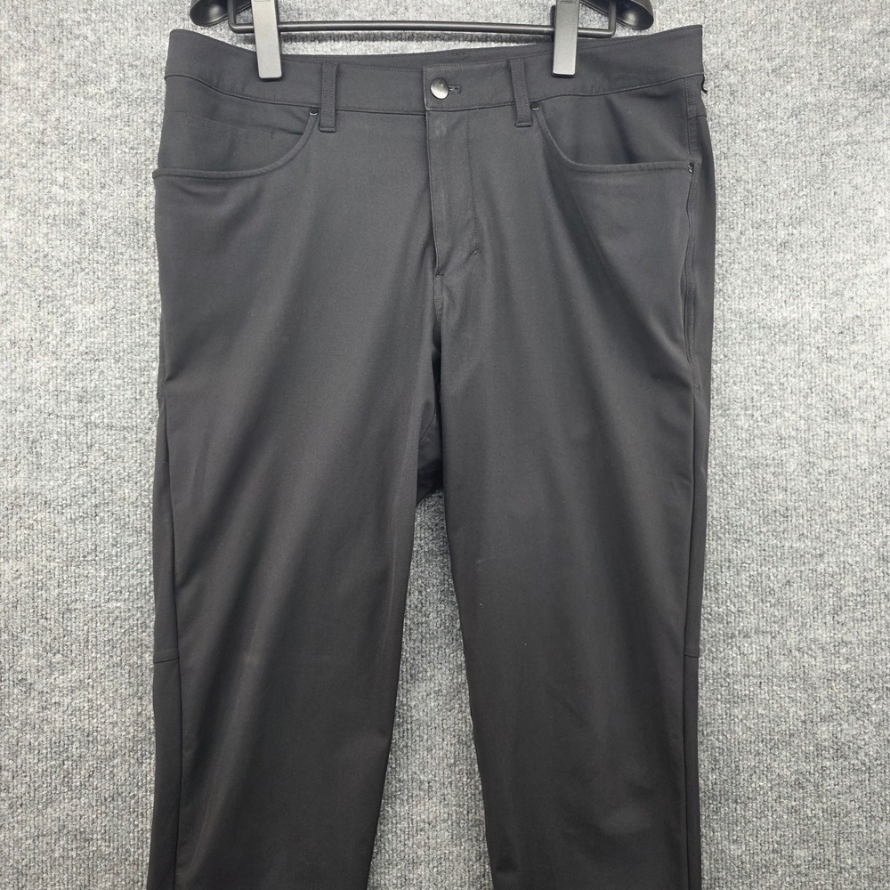 Lululemon Mens Black Tapered Tech Commuter‎ Pants Articulated Knee Size 34
